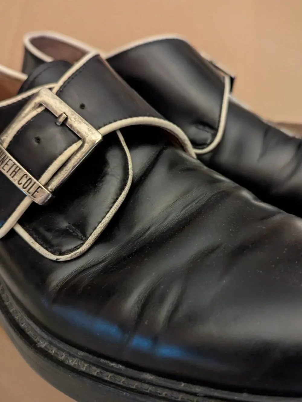 Kenneth Cole 